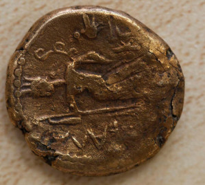 Eine der gefundenen  Münzen aus dem Bar-Kochba-Aufstand