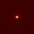 Hubble-Aufnahmen von Eris und seinem Mond Dysnomia