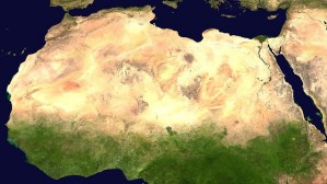 Quer durch die heute extrem trockene Sahara könnte Homo sapiens gen Norden gewandert sein