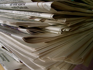 Über manche Probleme könnte man stapelweise Zeitungsberichte lesen. Themen, die einen persönlich sehr berühren, möchte man dagegen nicht in der Zeitung lesen. 