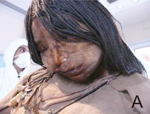 “La Doncella”, die “Maid” – eine von drei Mumien, die als “Kinder von Llullallaico” in den peruanischen Anden entdeckt wurden