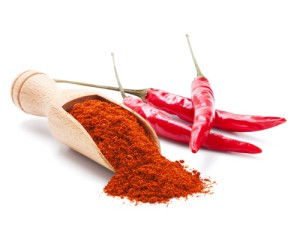 Gewürzpulver aus besonders scharfen Chilisorten werden auch Cayennepfeffer genannt.