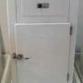 Kühlmittel und Kompressor, wie sie seit über 50 Jahren in Kühlschränken genutzt werden, könnten durch kühlende Polarpolymere ersetzt werden