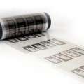 In Massenproduktion lassen sich diese flexiblen RFID-Etiketten drucken, über einen neuen Herstellungsprozess mit Nanotinte.
