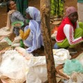 Frauen auf dem Markt von Asosa (Äthiopien)