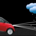 Beim Fahren im Gewitter blendet es deutlich weniger, wenn die Lichtstrahlen des Scheinwerferns nicht an Regentropfen oder Schneeflocken hängenbleiben