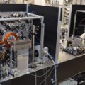 Zwei optische Atomuhren im japanischen RIKEN-Labor: Tiefgekühlte Strontiumatome geben den Zeittakt vor.