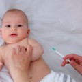 Die Ständige Impfkommission am Robert-Koch-Institut empfiehlt Masernimpfungen ab dem zwölften Lebensmonat.